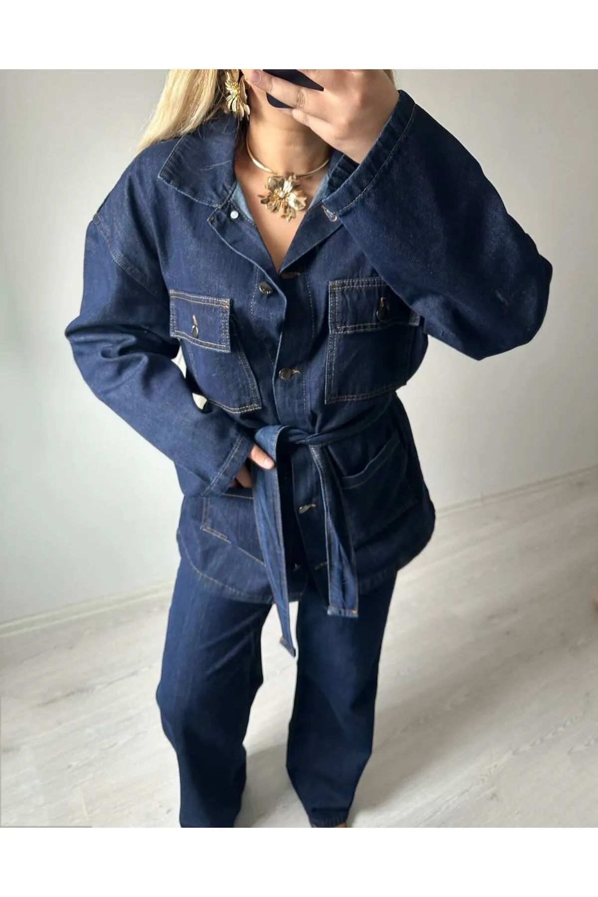 Denim-todelt